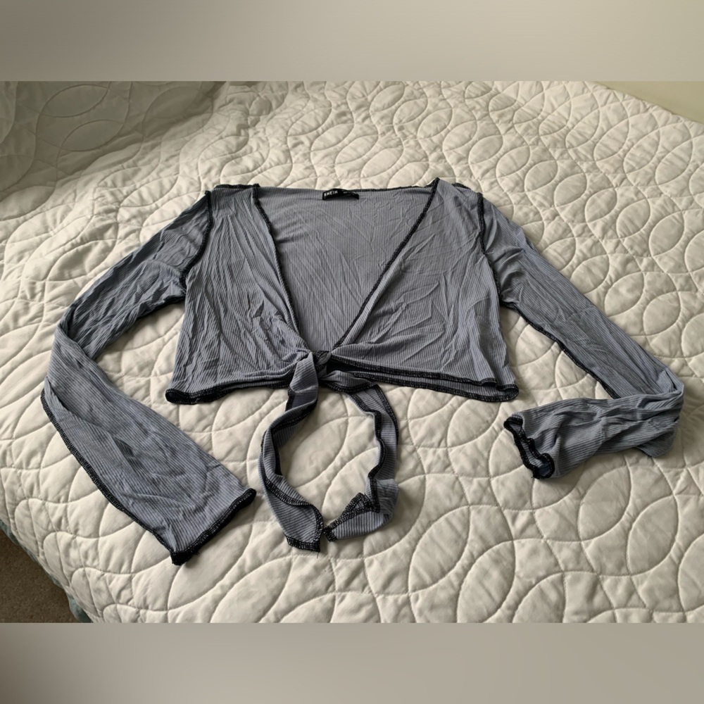 #31 – Soft ribbed tie-up top with long sleeves.  Size S